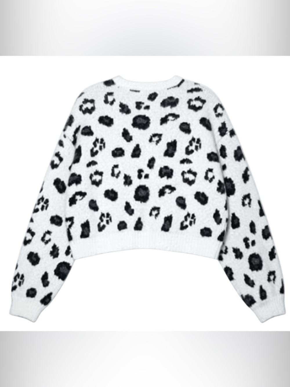 Cupcakes and Cashmere White & Black Leopard Print Cropped Sweater Size XS